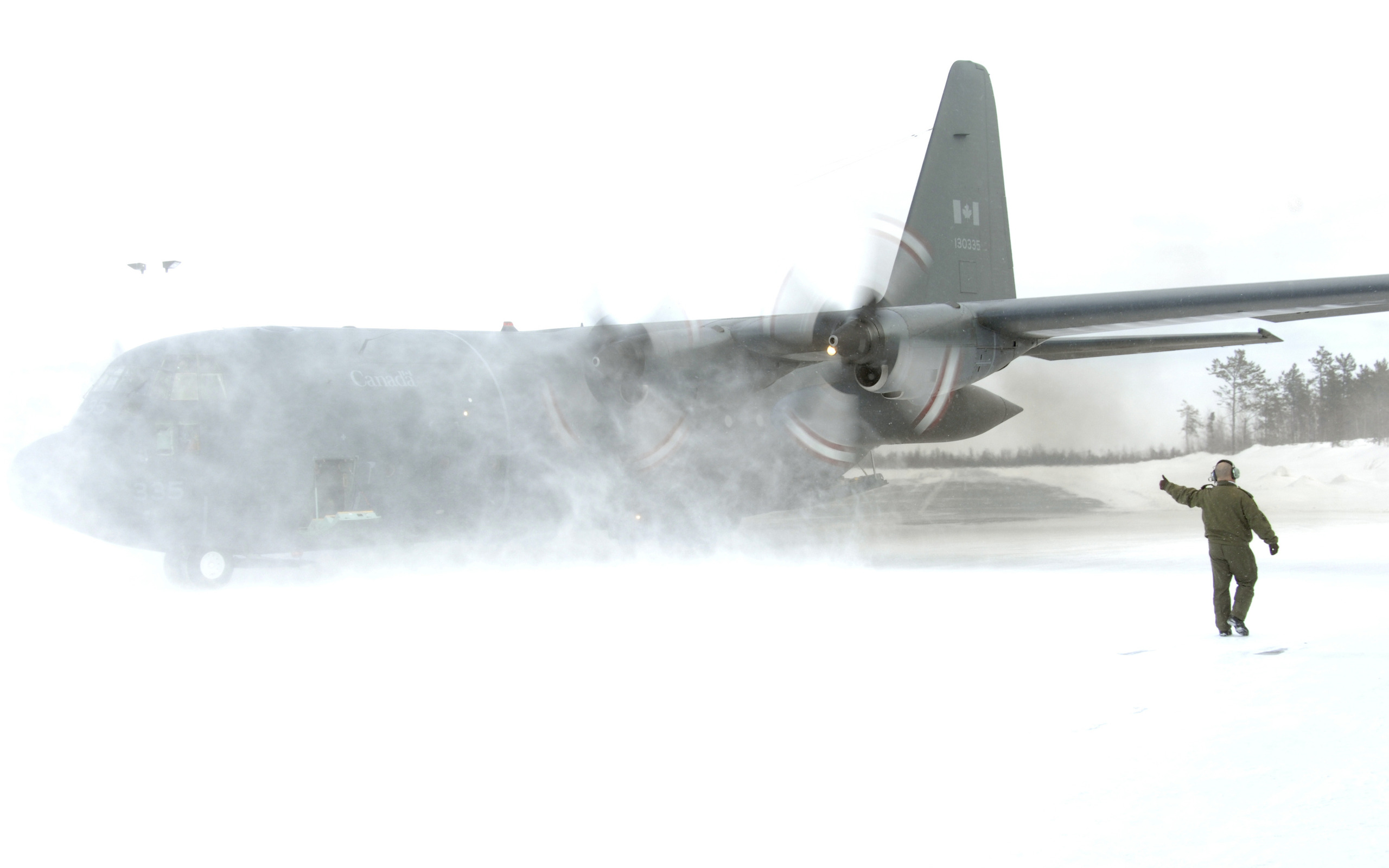 Lockheed C-130 Hercules wallpapers and images - wallpapers ...