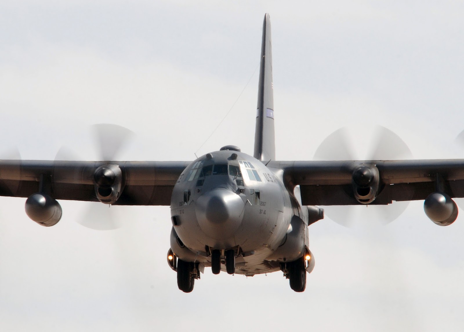 The Hercules C-130 United States Air Force Aircraft Wallpaper