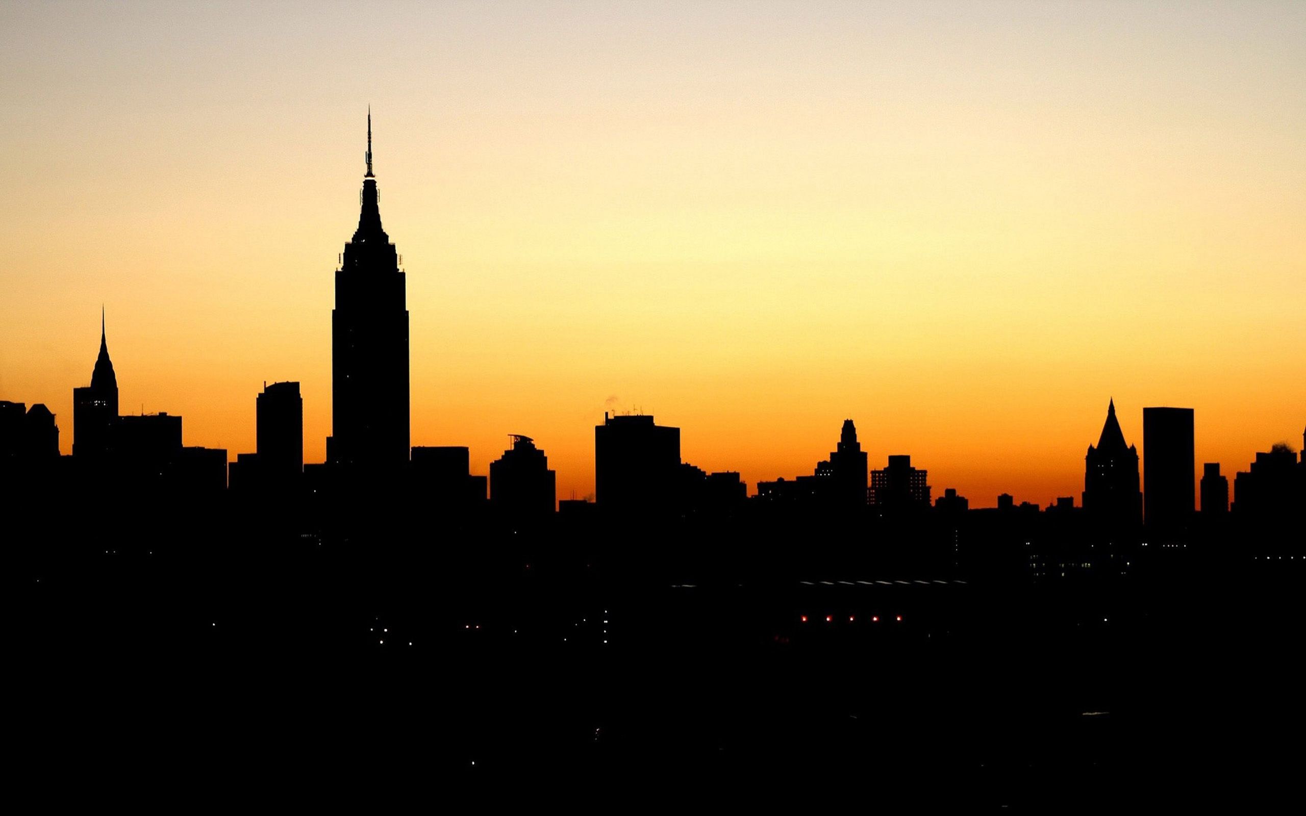 New York City Skyline 2560x1600 wallpaper