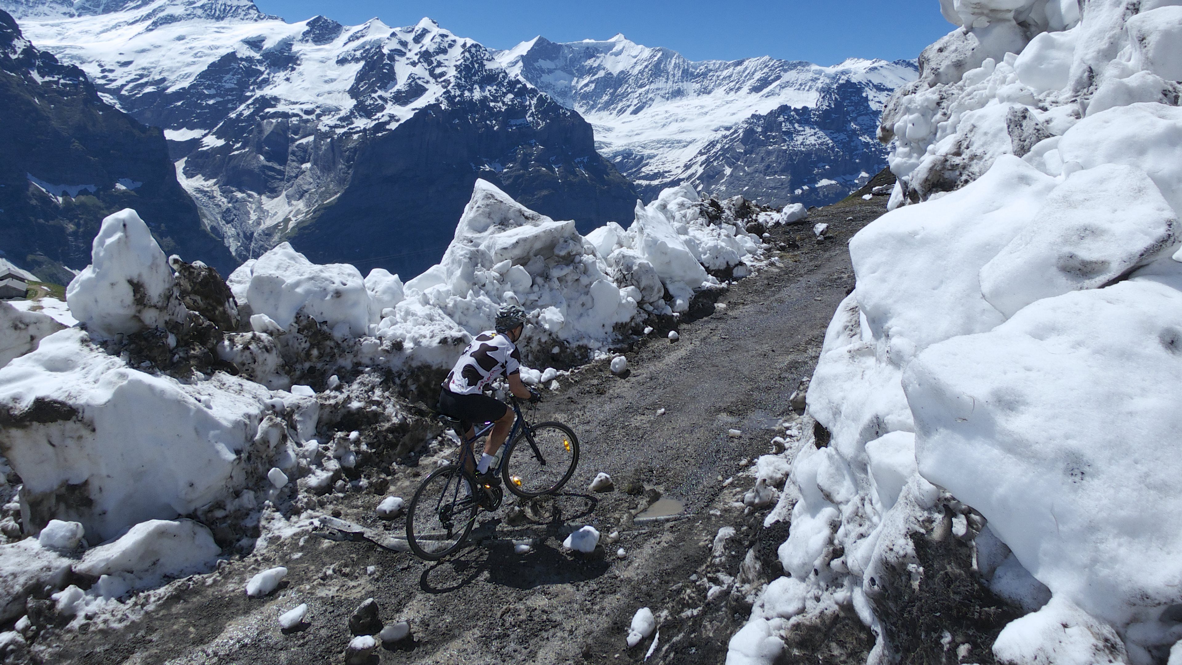 Cycling through Mont Blanc Wallpapers :: HD Wallpapers