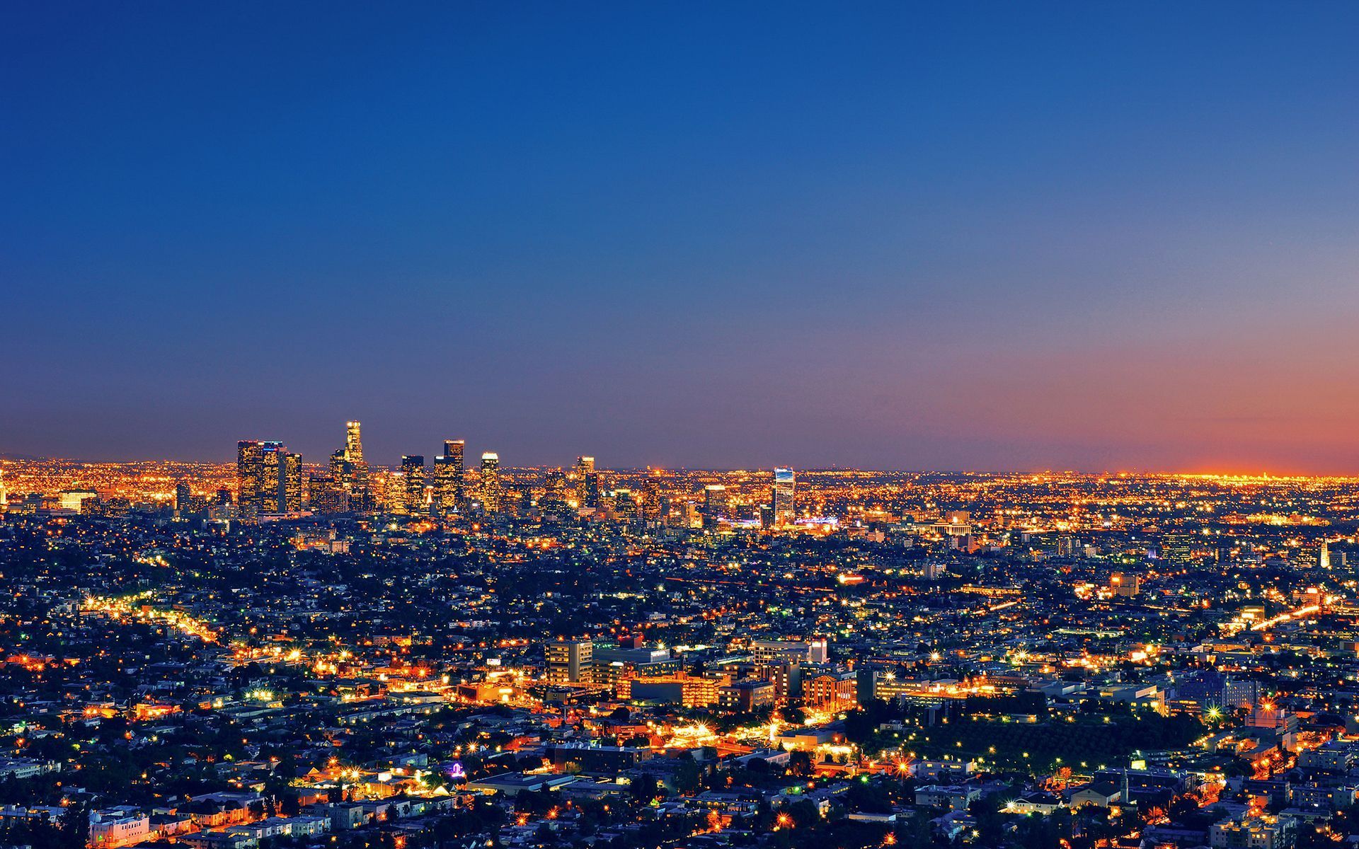 Los Angeles at Night HD Backgrounds