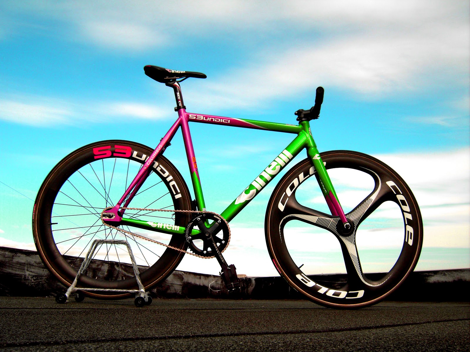 fixed gear (and) bikes blog | not another fixed-gear blog: Custom ...