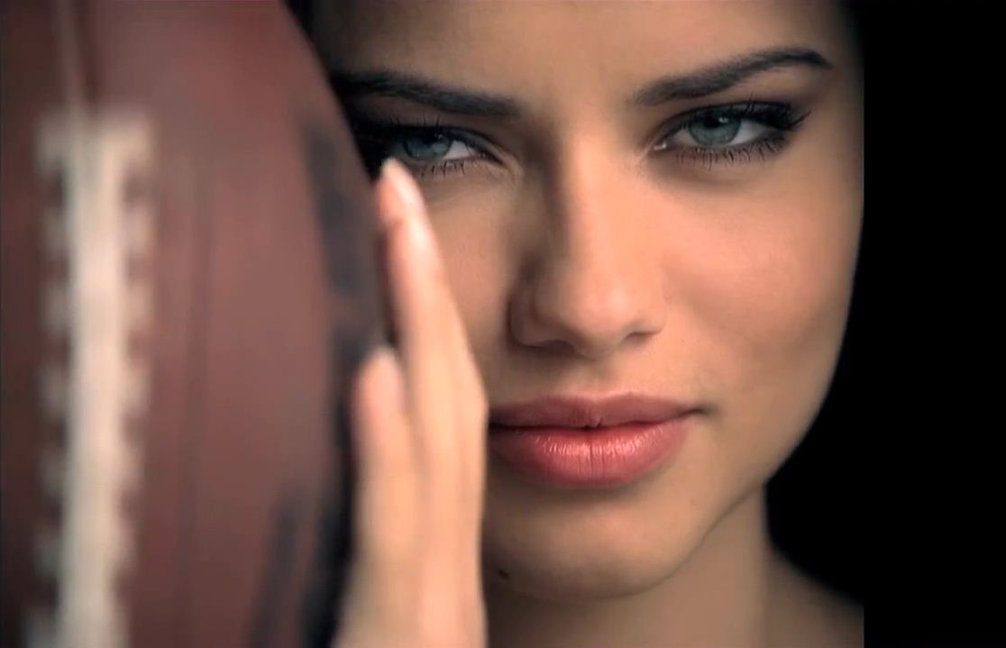 Lovely Adriana Lima Pictures | World's Greatest Art Site