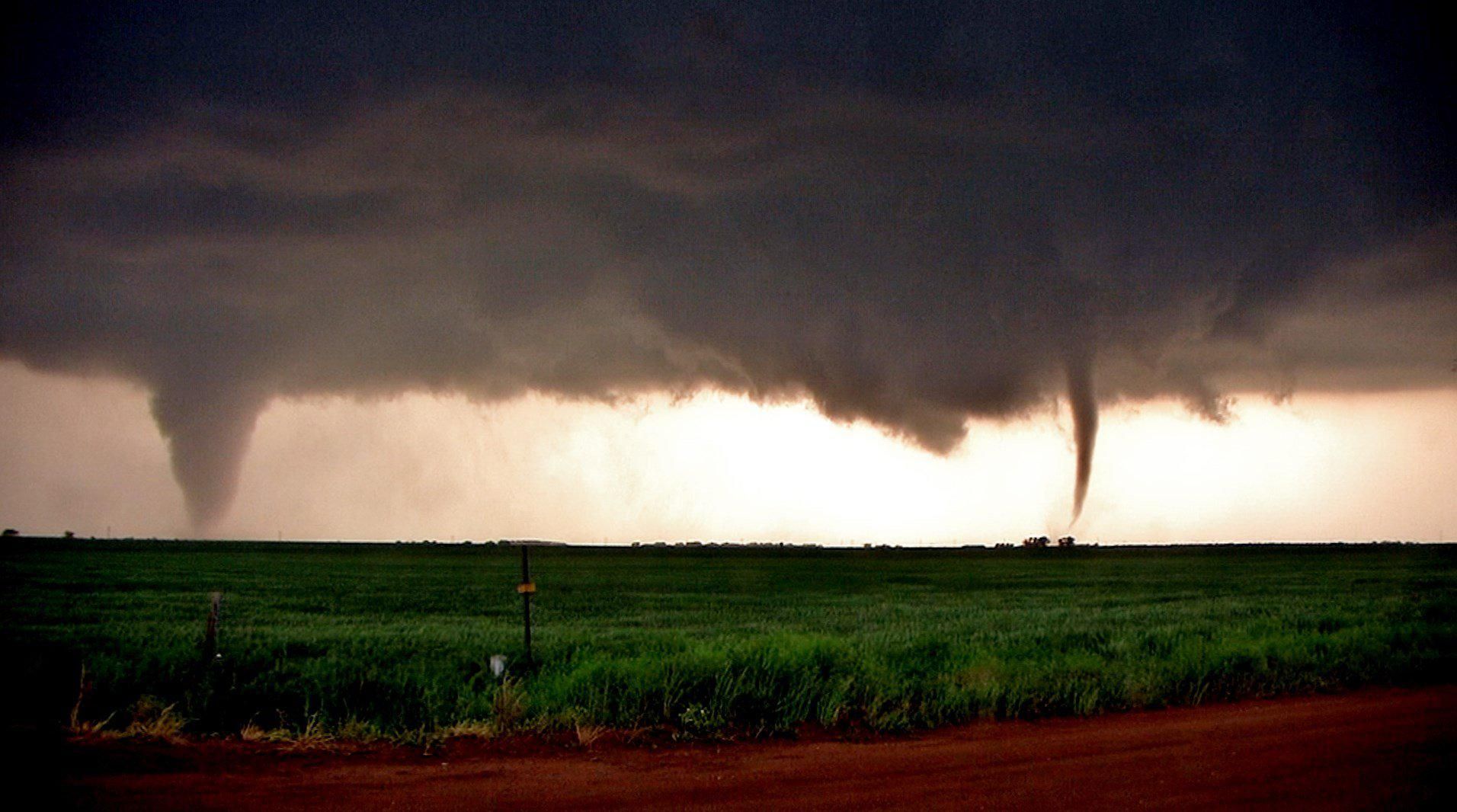 Tornado Wallpapers >> Backgrounds with quality HD