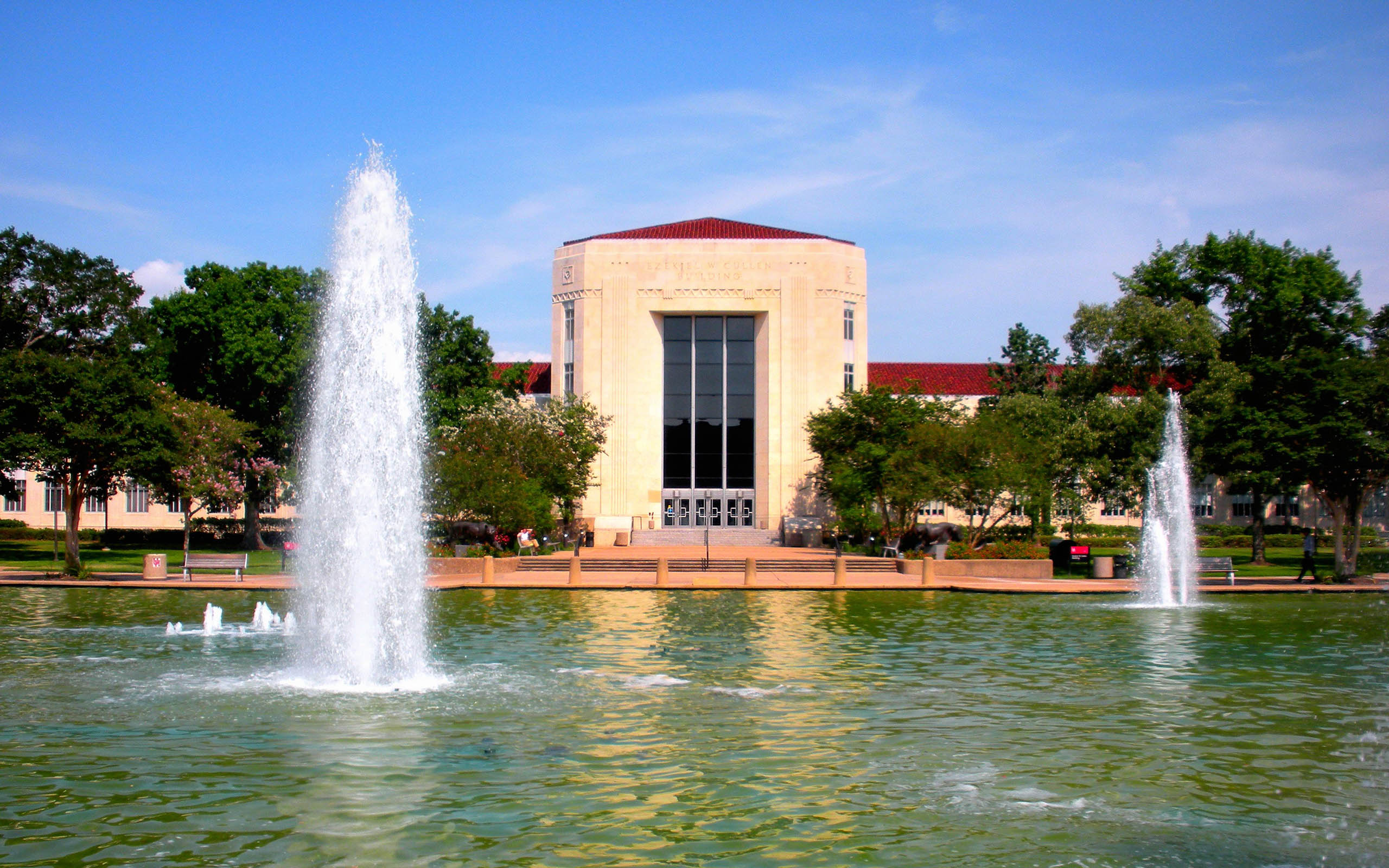 University of Houston Overview - Schools and Colleges by OwlGuru.com