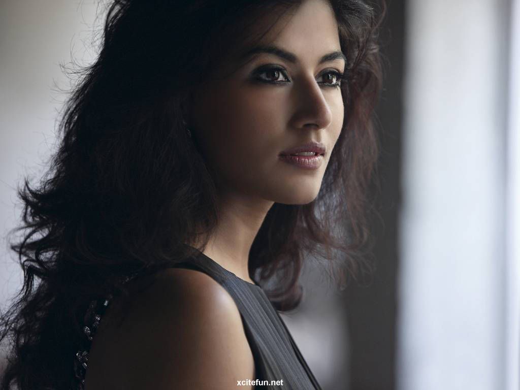 Chitrangada Singh Wallpapers - New Indian Film Actress Indian