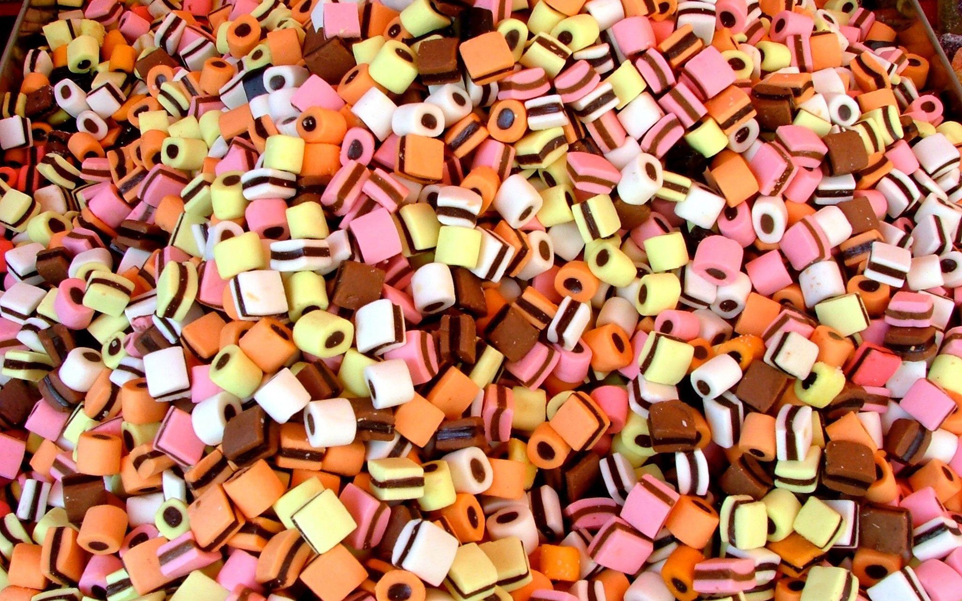 Candy Computer Wallpapers, Desktop Backgrounds | 1920x1200 | ID:190097