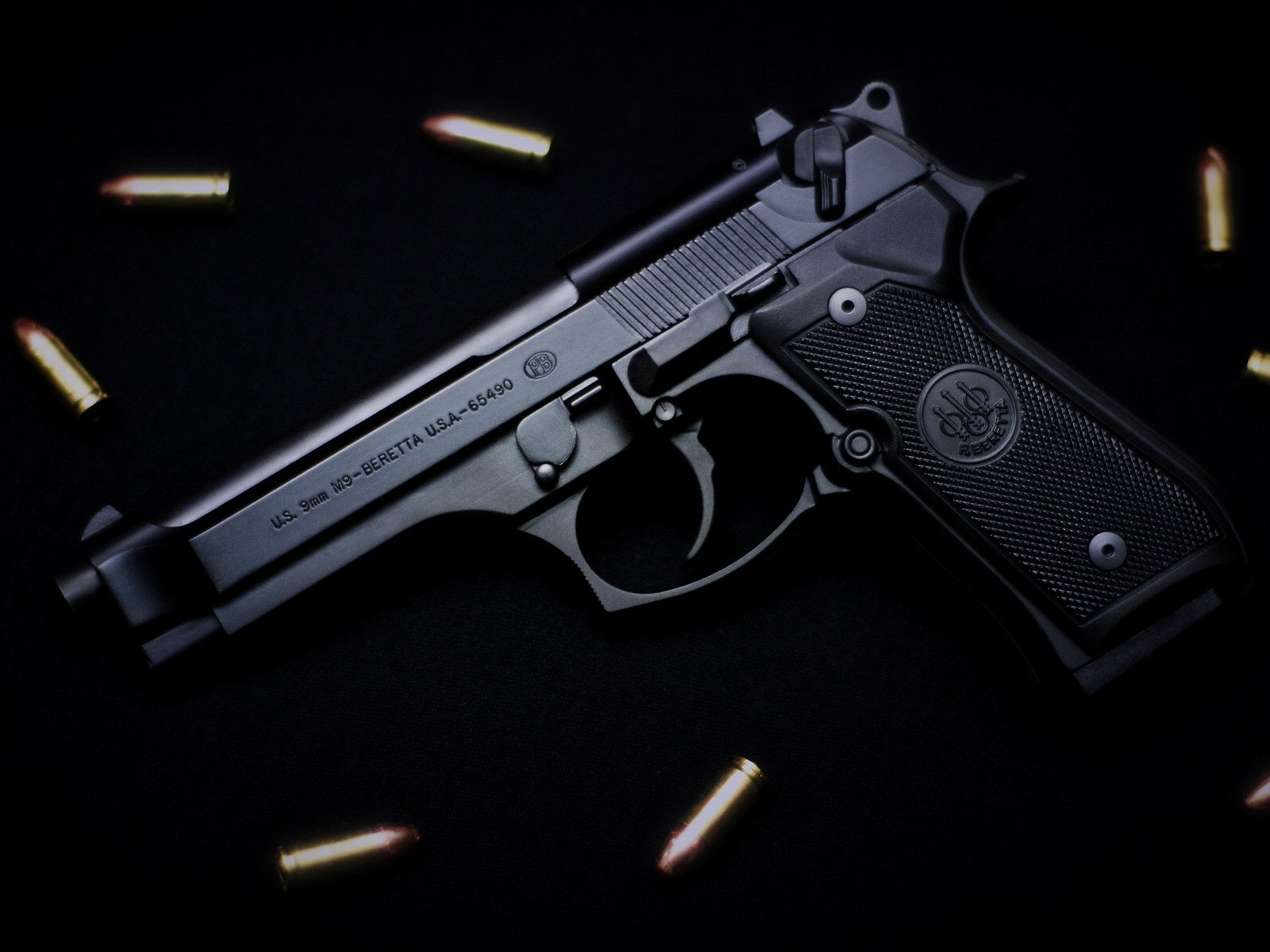 Beretta M9 pistol Widescreen HD Wallpapers 1600x1200 hd Other