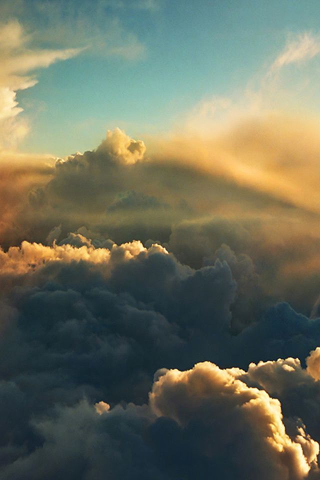 High Thick Cloudy SKy View iPhone 4s Wallpaper Download | iPhone ...