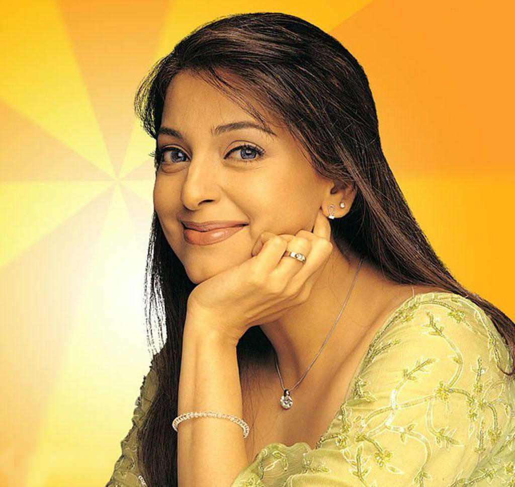 Juhi Chawla HD Wallpaper - Wallpapers109 A Huge Collection of