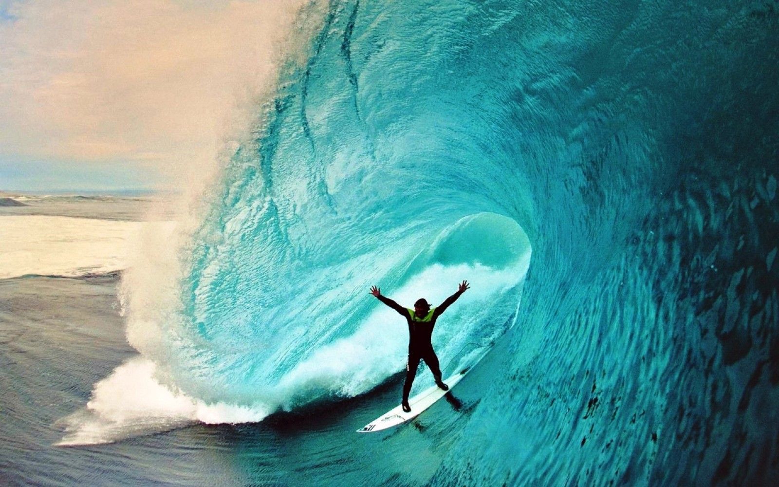 Surfer on a blue wave - 1600x1200 - Wallpaper on WallpaperMade