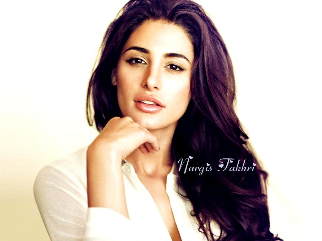Nargis Fakhri Wallpapers, Pictures, Photos & Images