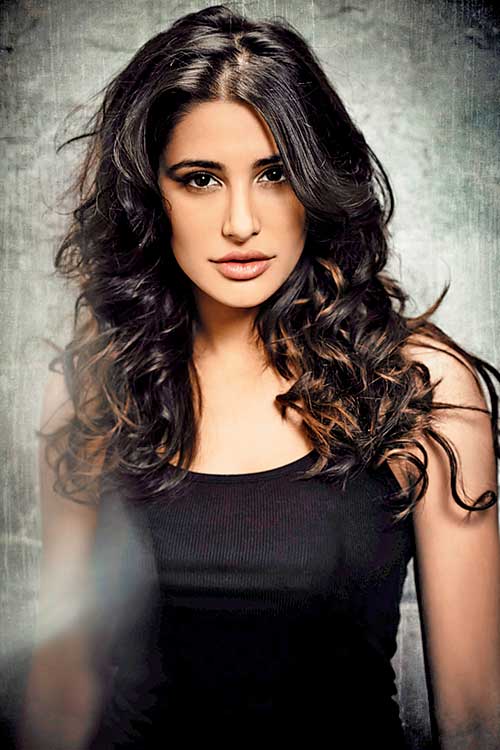 Nargis Fakhri Hottest HD Images | Sexy Wallpapers