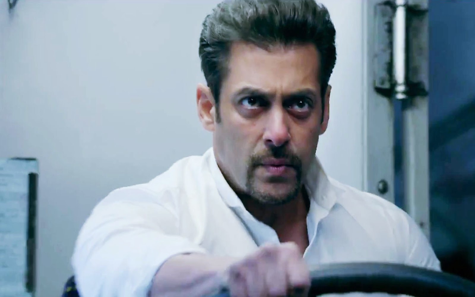 Salman Khan Kick Devil movie Free Wallpapers HD - HD Art Backgrounds