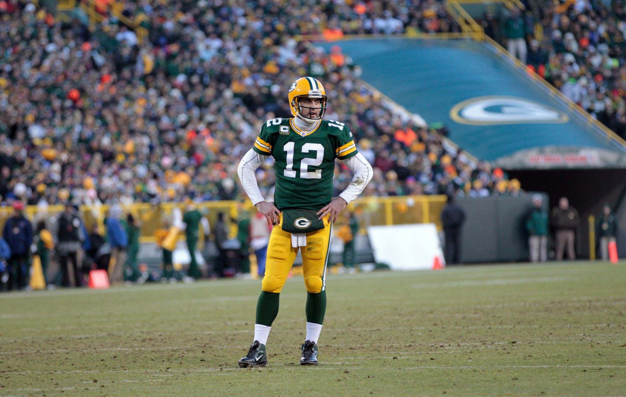 Cool Aaron Rodgers Background Wallpaper 6218 2048x1298 px