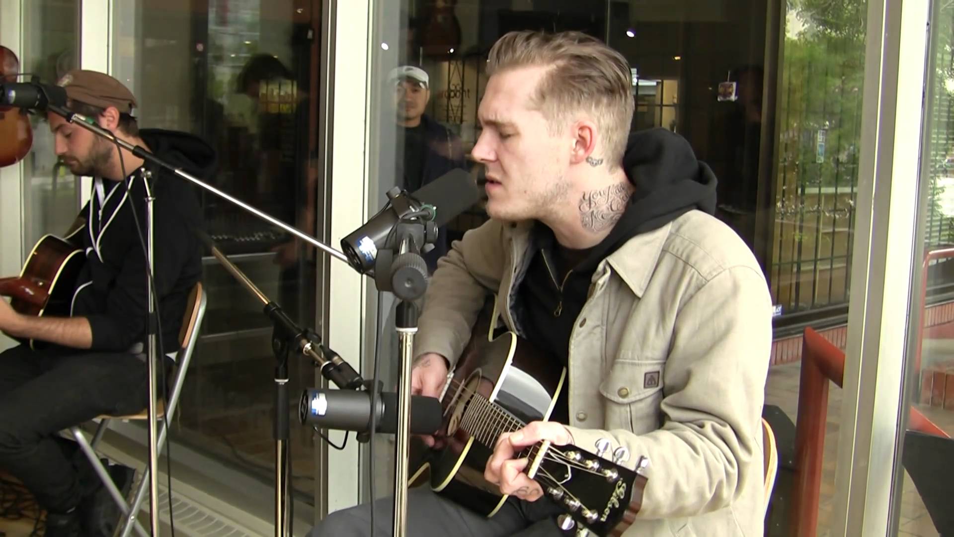 X929 Takeover The Gaslight Anthem - Boxer - YouTube