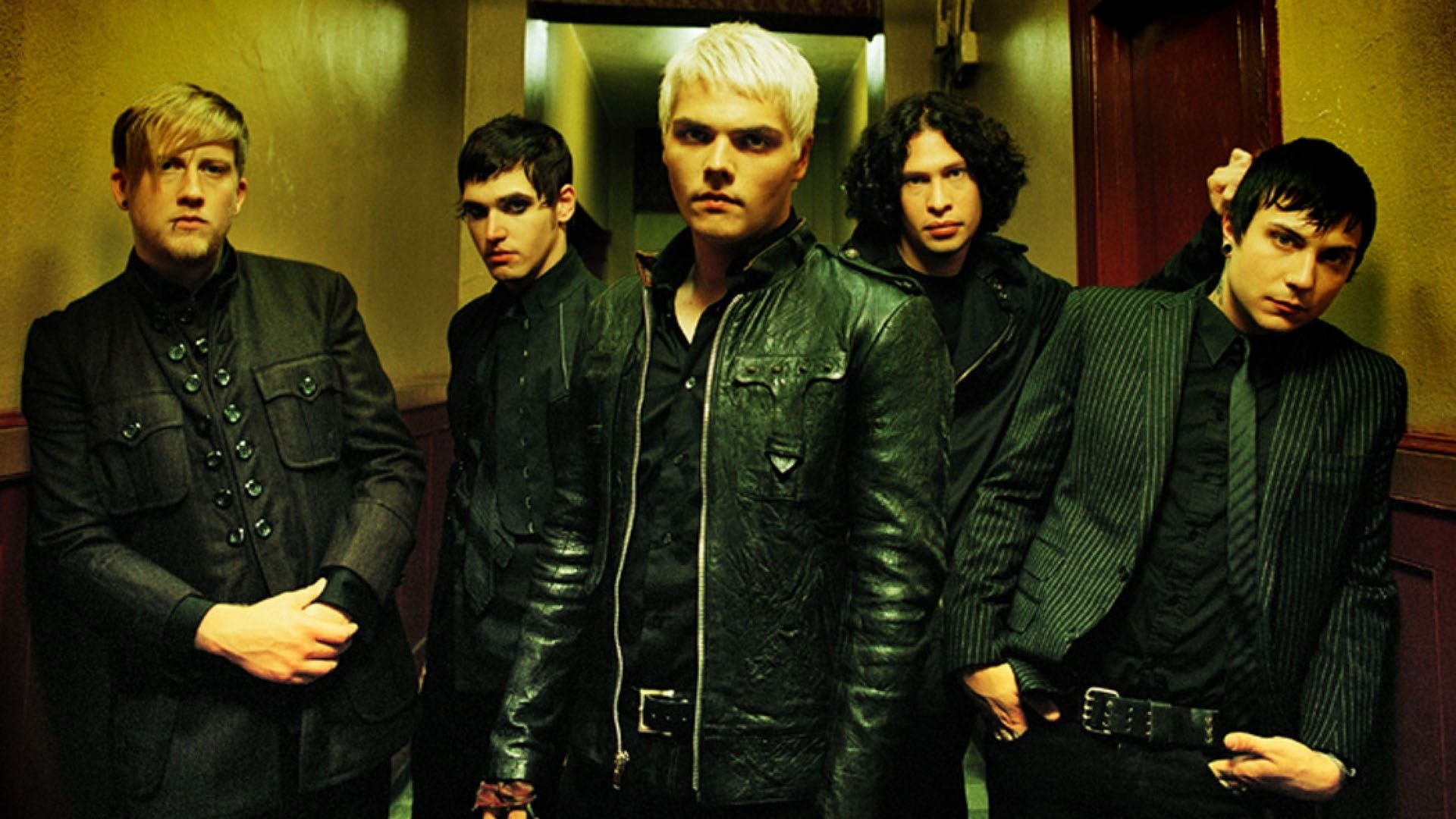 9 My Chemical Romance HD Wallpapers Backgrounds - Wallpaper Abyss