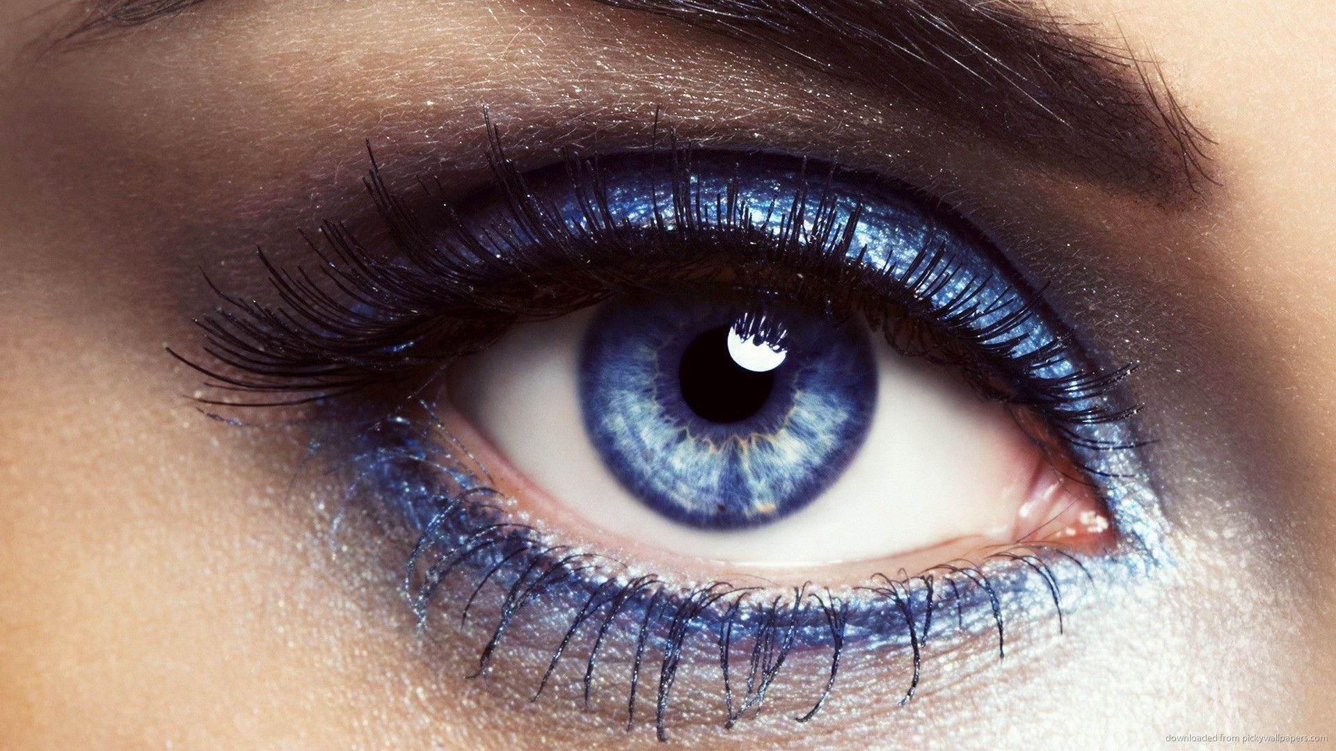 HD Blue Eye Wallpaper