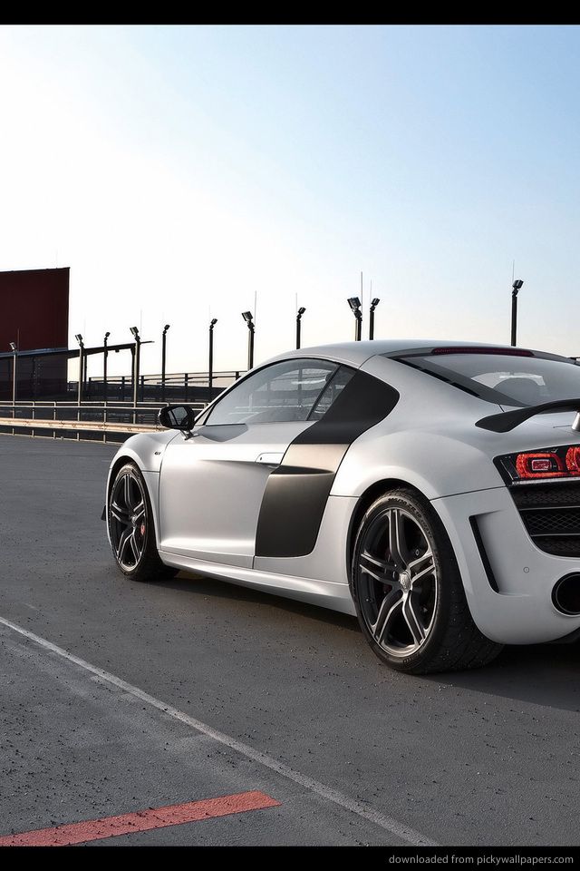 Download Audi R8 GT Rear Wallpaper For iPhone 4