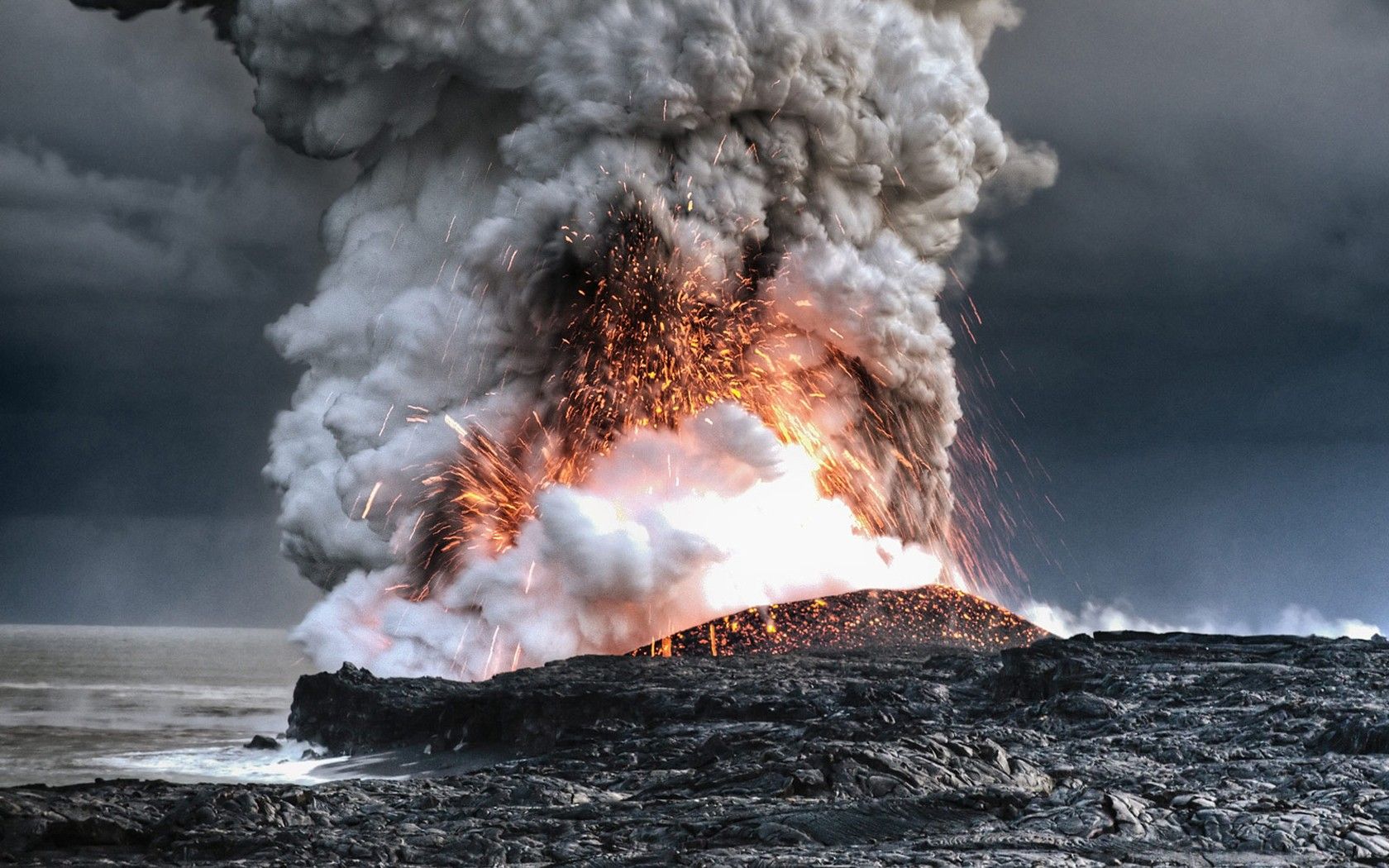 nature, volcanoes, lava, smoke, Hawaii, eruption, magma :: Wallpapers