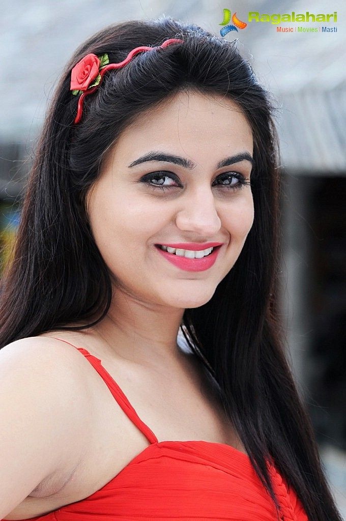 Aksha Hot Actress HD Stills, Aksha hot south india actress spicy