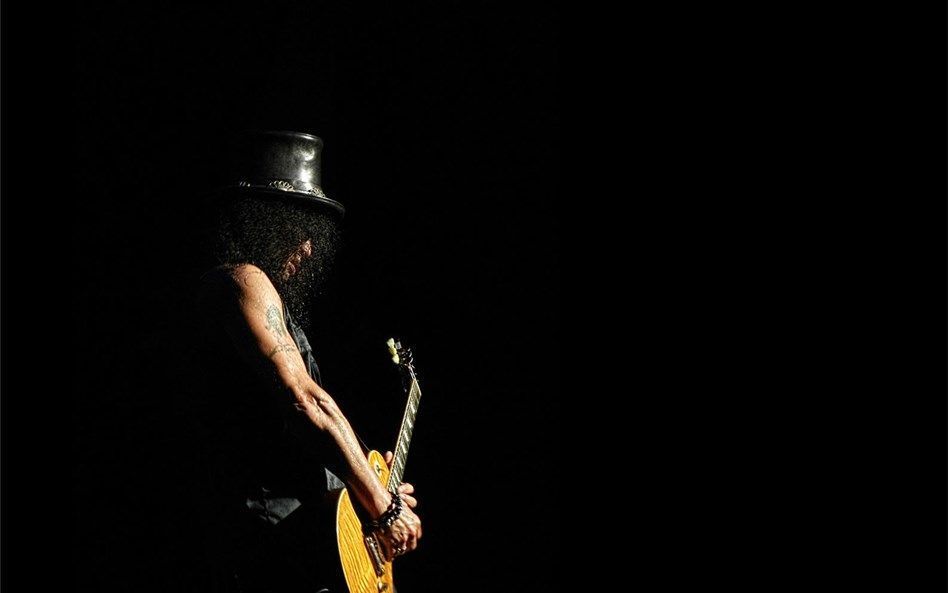 Awesome Slash Wallpaper iPhone 23 11 2014 112456