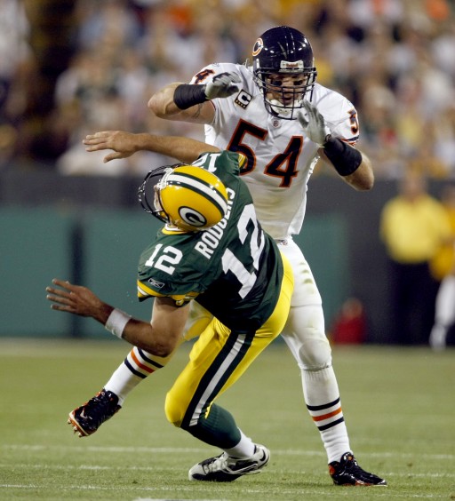 urlacher-delivers-knock-out.jpg
