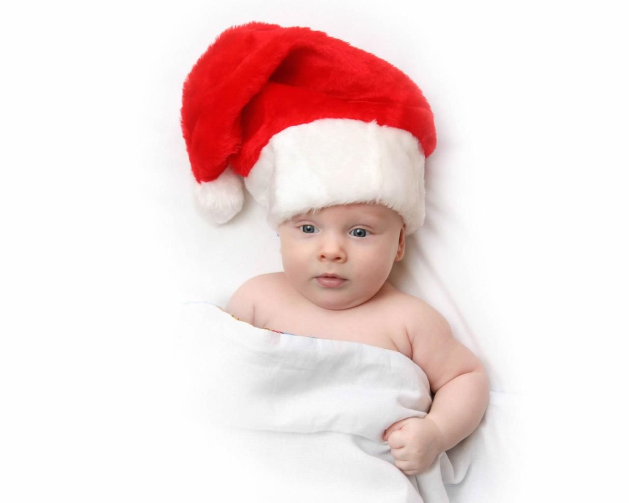 HD 1280x1024 Small baby wearing Christmas hats Desktop wallpaper
