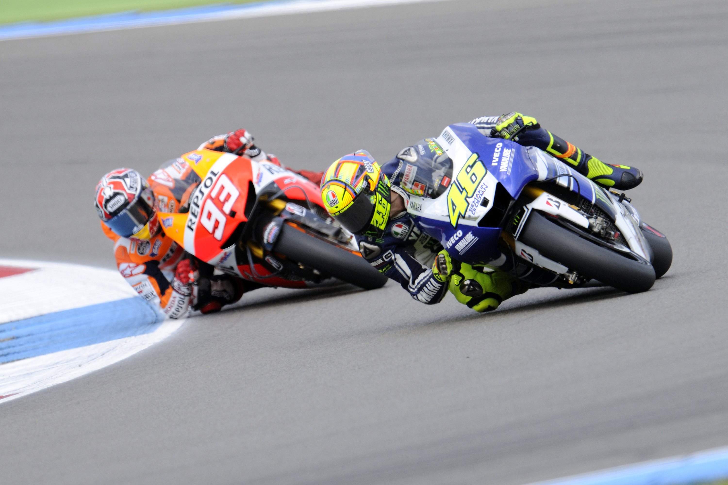 355611 Valentino Rossi 800x533px by Ron Walsey