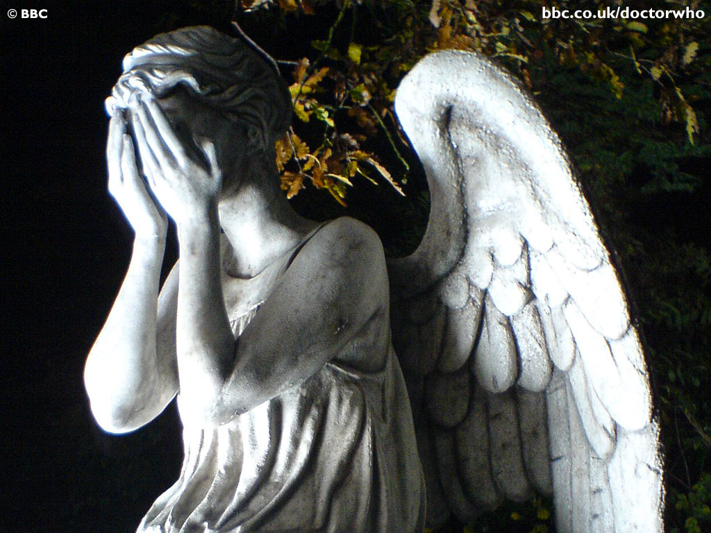 Free Wallpaper Images: Weeping Angel Wallpaper