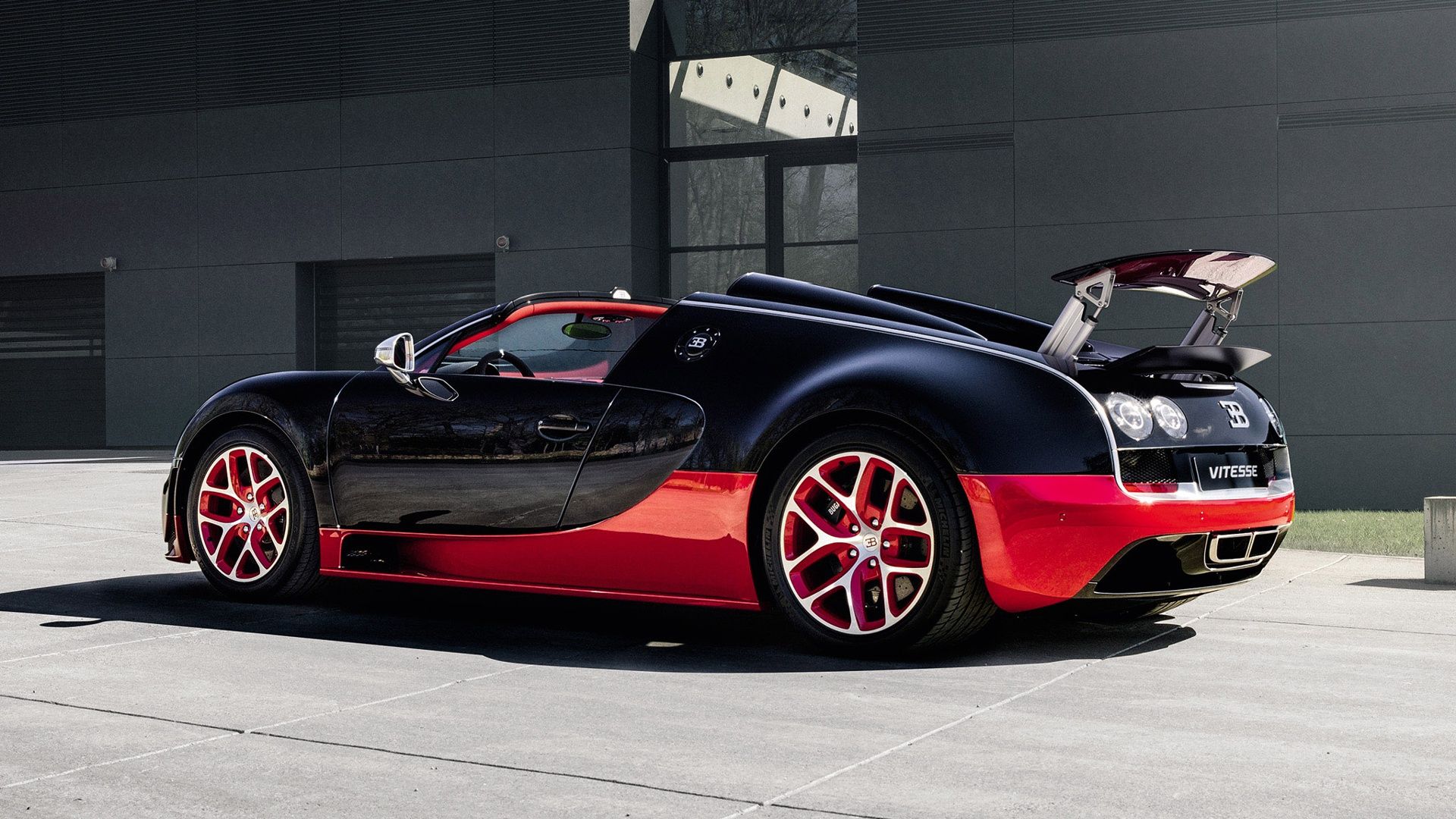 HD Bugatti Veyron Wallpapers Group (70+)