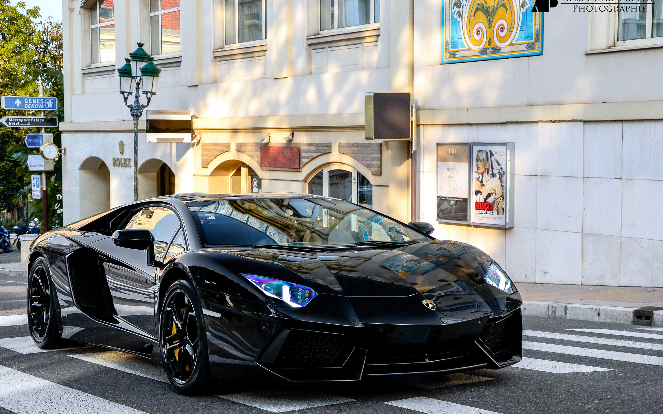 Lamborghini Aventador pictures on HD wallpapers.Only model