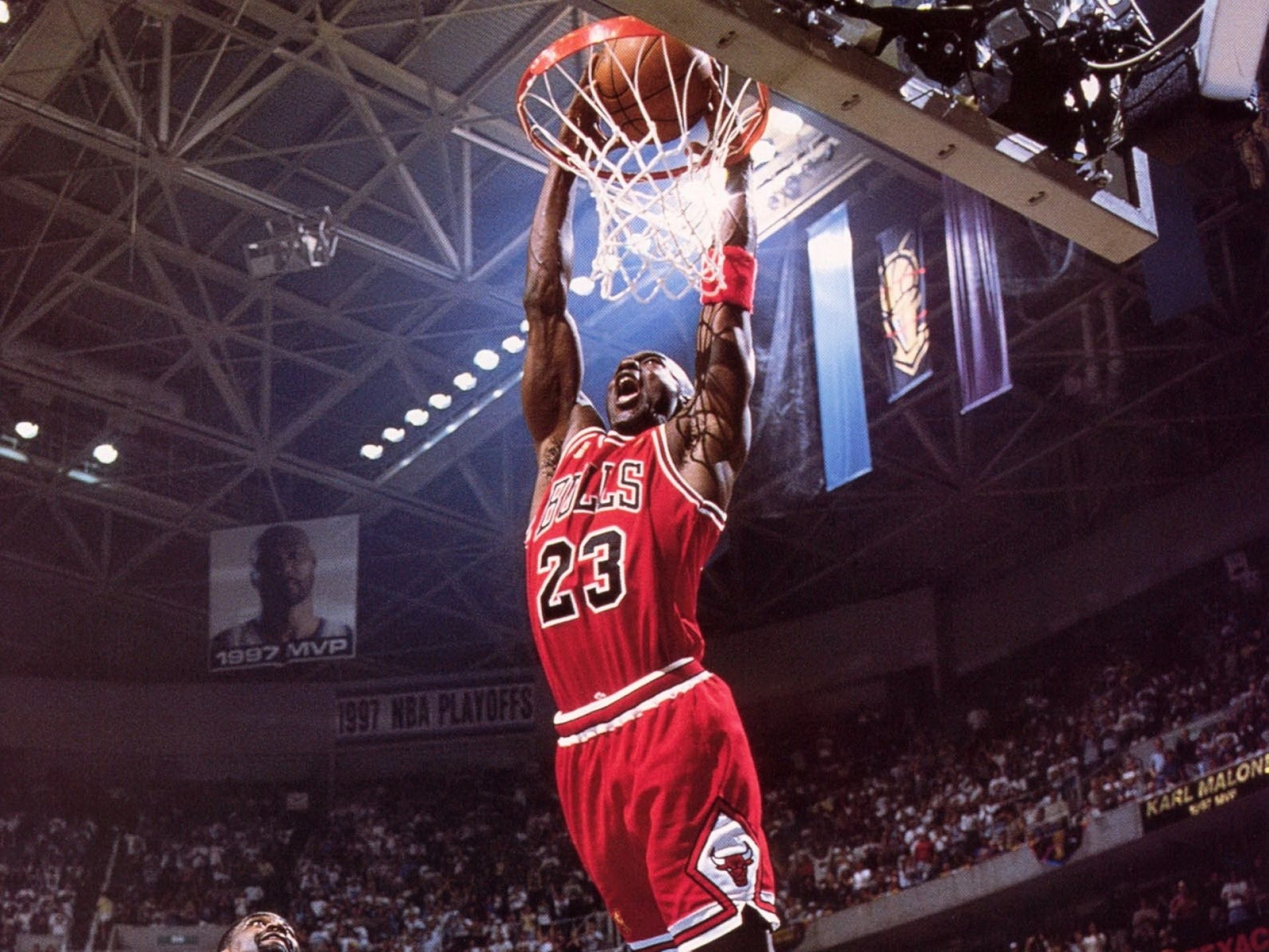Chicago Bulls Michael Jordan Wallpaper Id #6658 | Frenzia.com