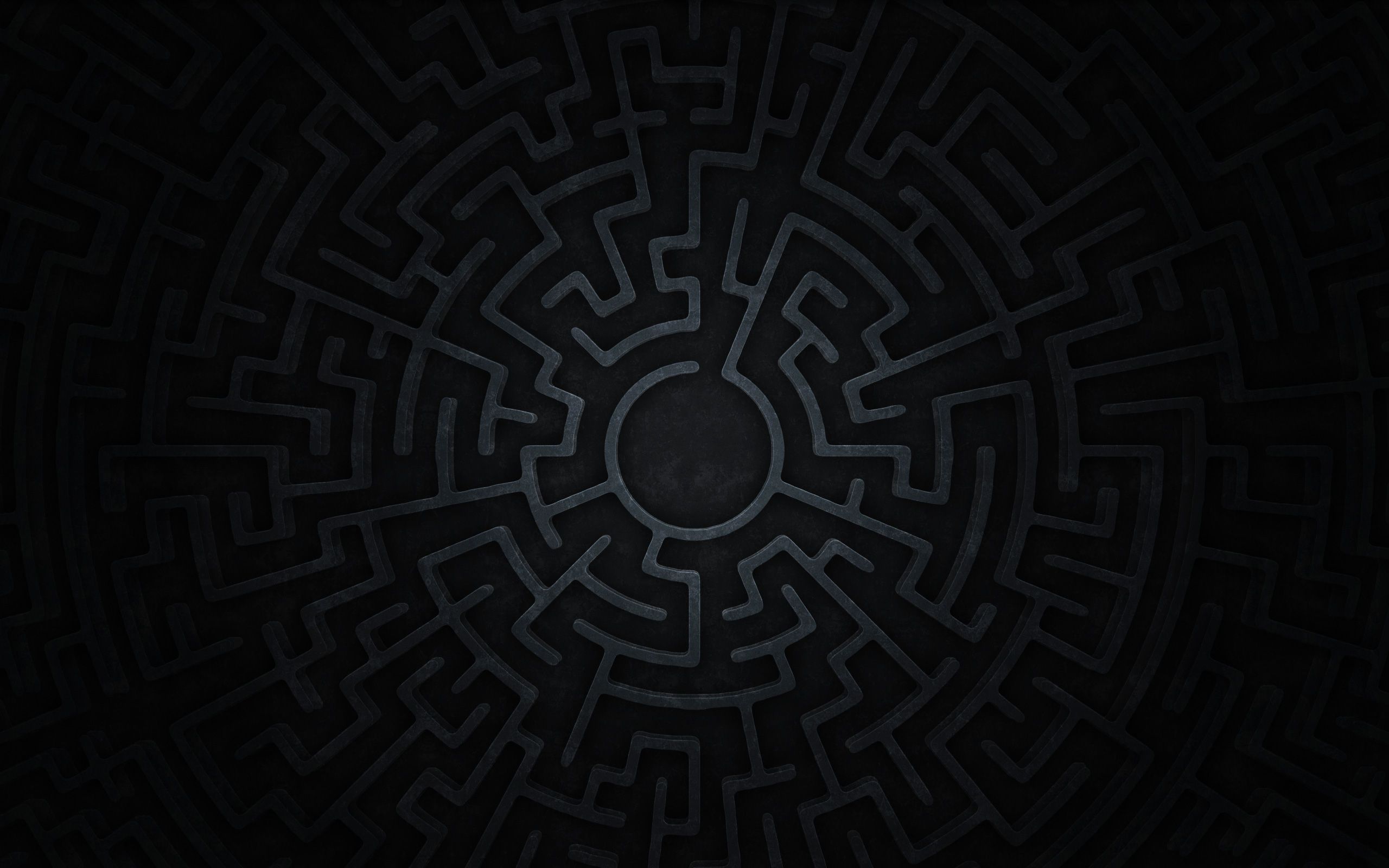 Black labyrinth