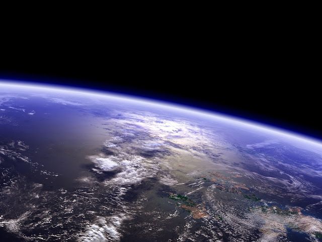 Free+download+High+Quality+Beutiful+Earth+Look+From+Space+Nature+Wallpaper+1600x1200.jpg