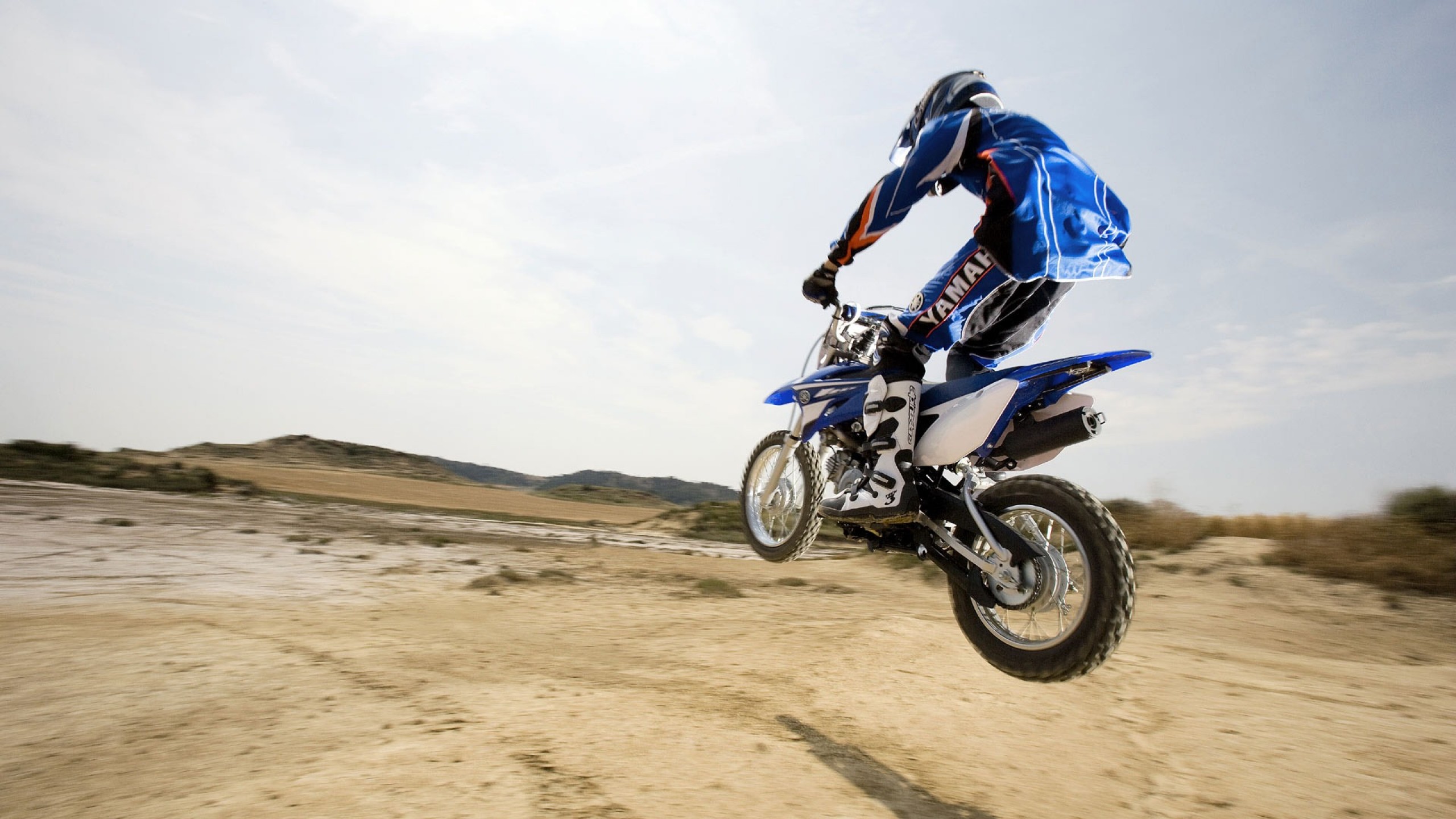 High Resolution Motocross Yamaha Dirt Bike Wallpaper HD 7 ...
