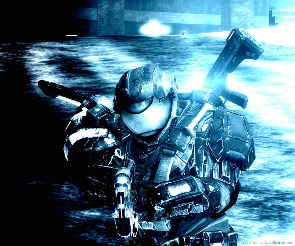Download Master Chief In Blue Background Wallpaper For Samsung Epic