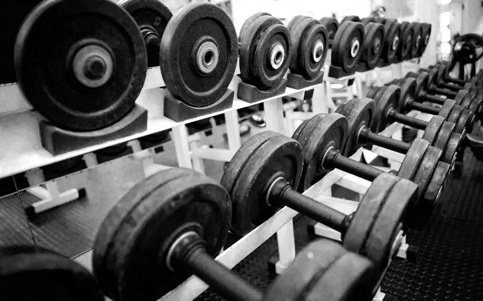 Wallpaper Download 1920x1200 Dumbbells in a gym