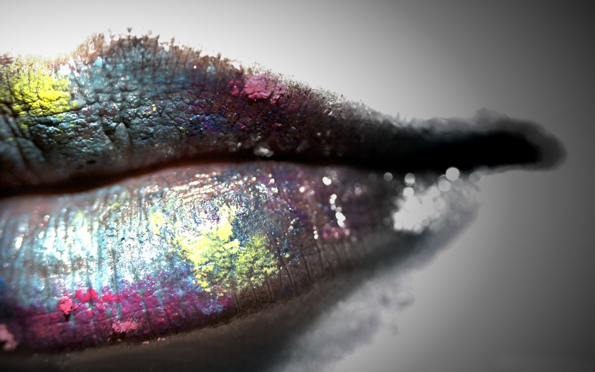 Dark Lipstick widescreen wallpaper | Wide-Wallpapers.NET
