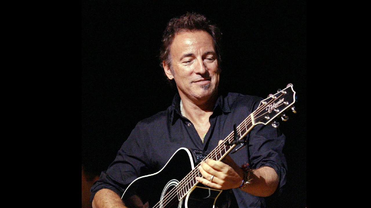 Bruce Springsteen guitarist Wallpaper | ChordArea.com - Lyrics ...