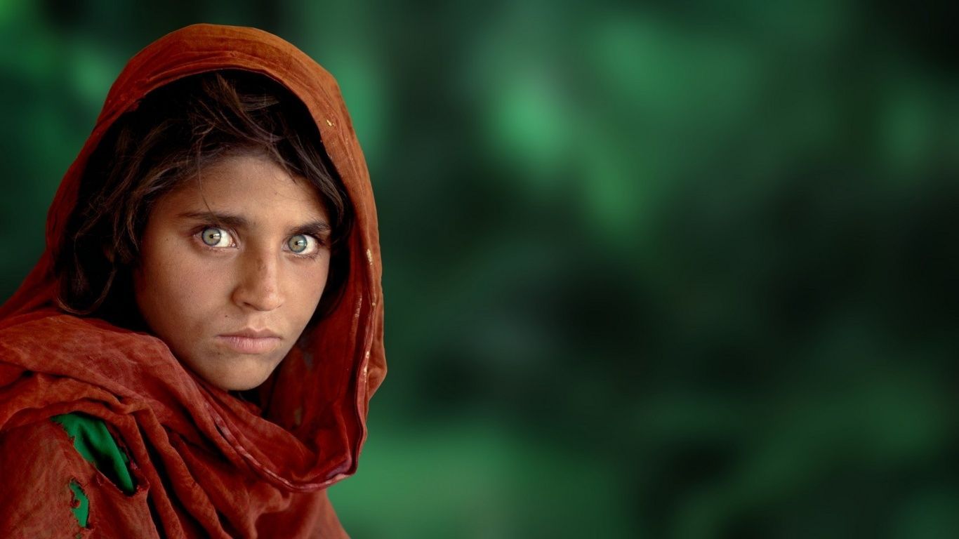 1366x768 Beautiful afgan girl desktop PC and Mac wallpaper