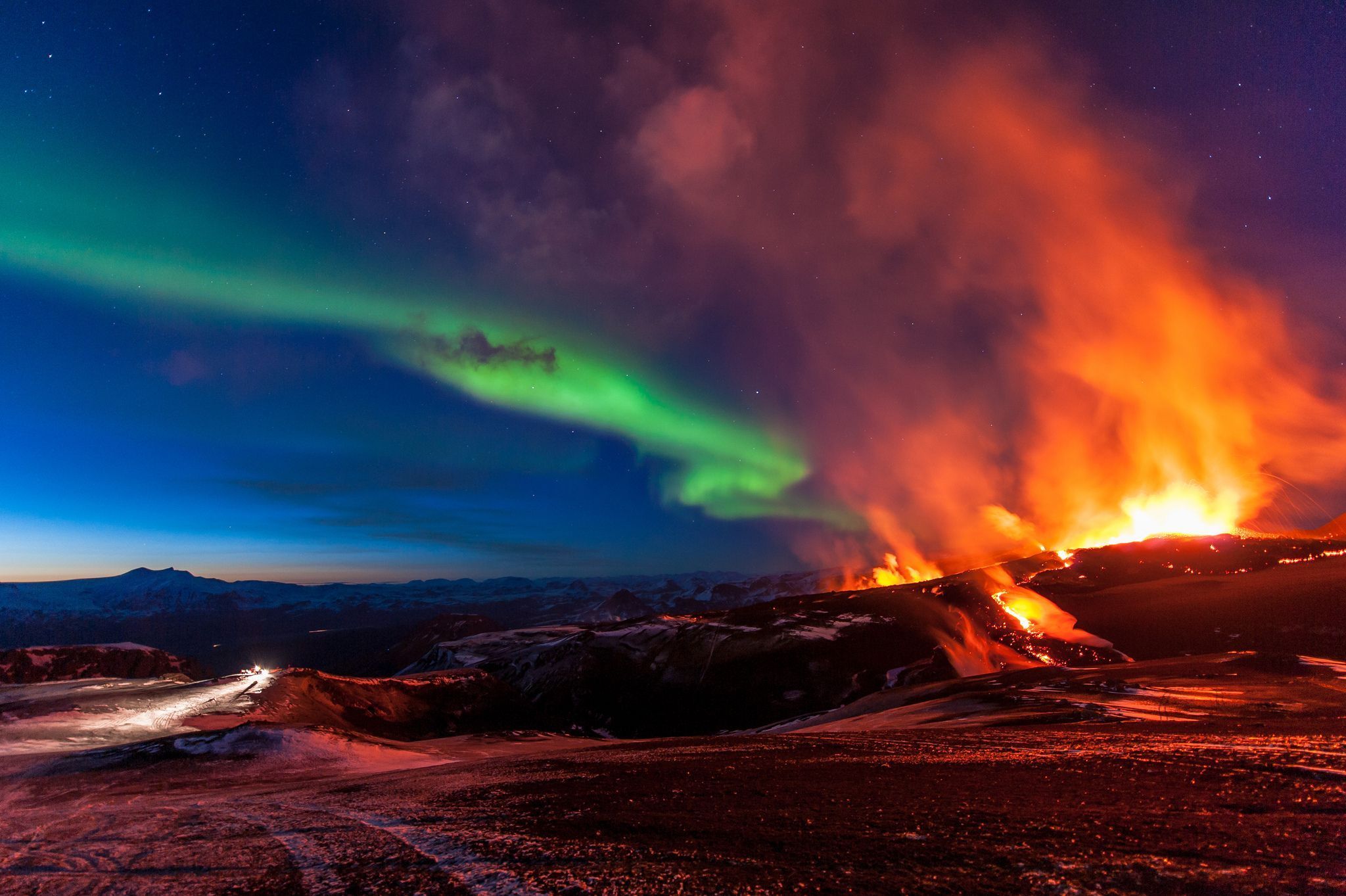 Iceland Northern Lights Volcano - wallpaper.