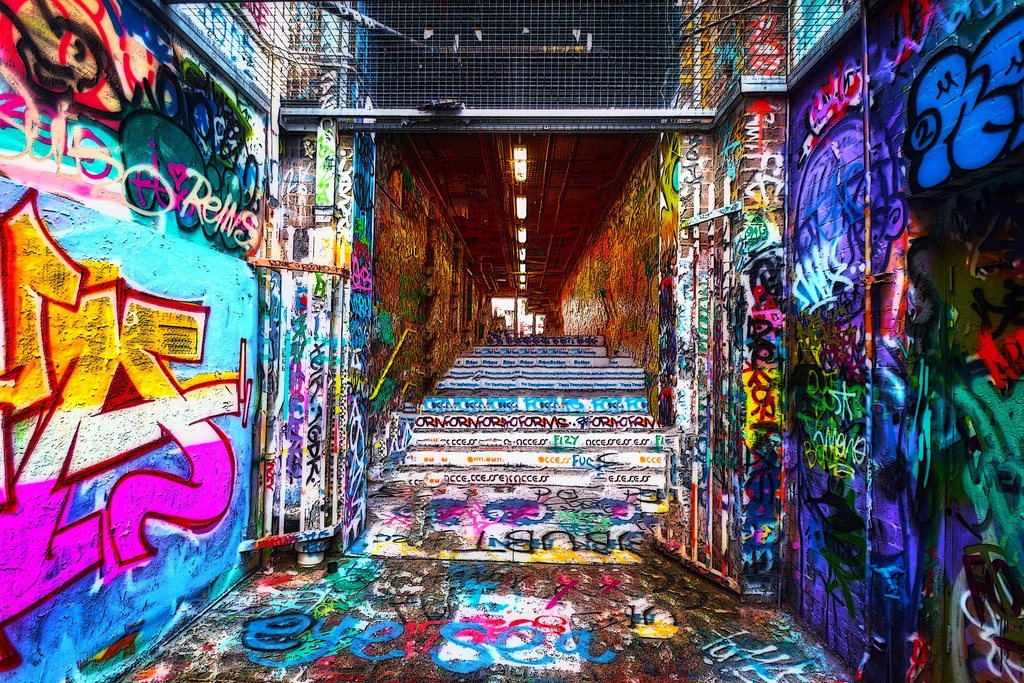 Wallpapers Graffiti Hall In The Free Hd For 1024x683