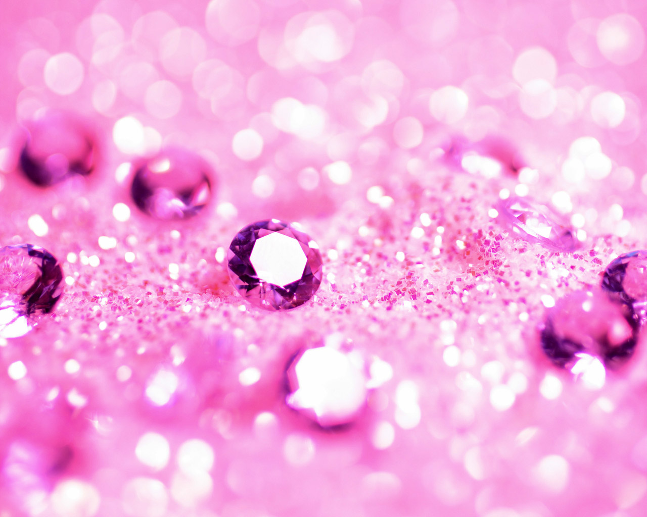 Crystal Pinker Glitter Wallpaper | cute Wallpapers